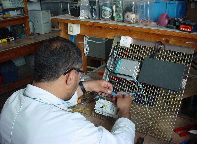 Outside and Inside Fiber Links Engineering